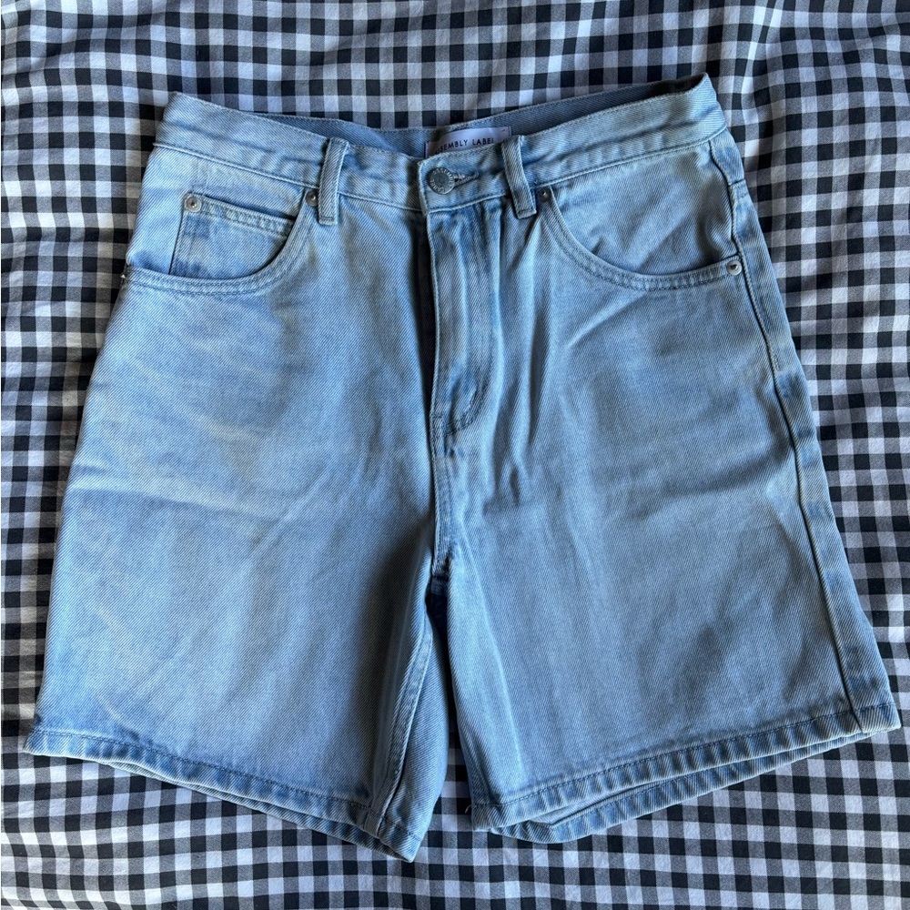 Assembly Label Light Wash Dad Short